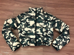 Embrace the Winter with Our Army Green Camouflage Down Jacket